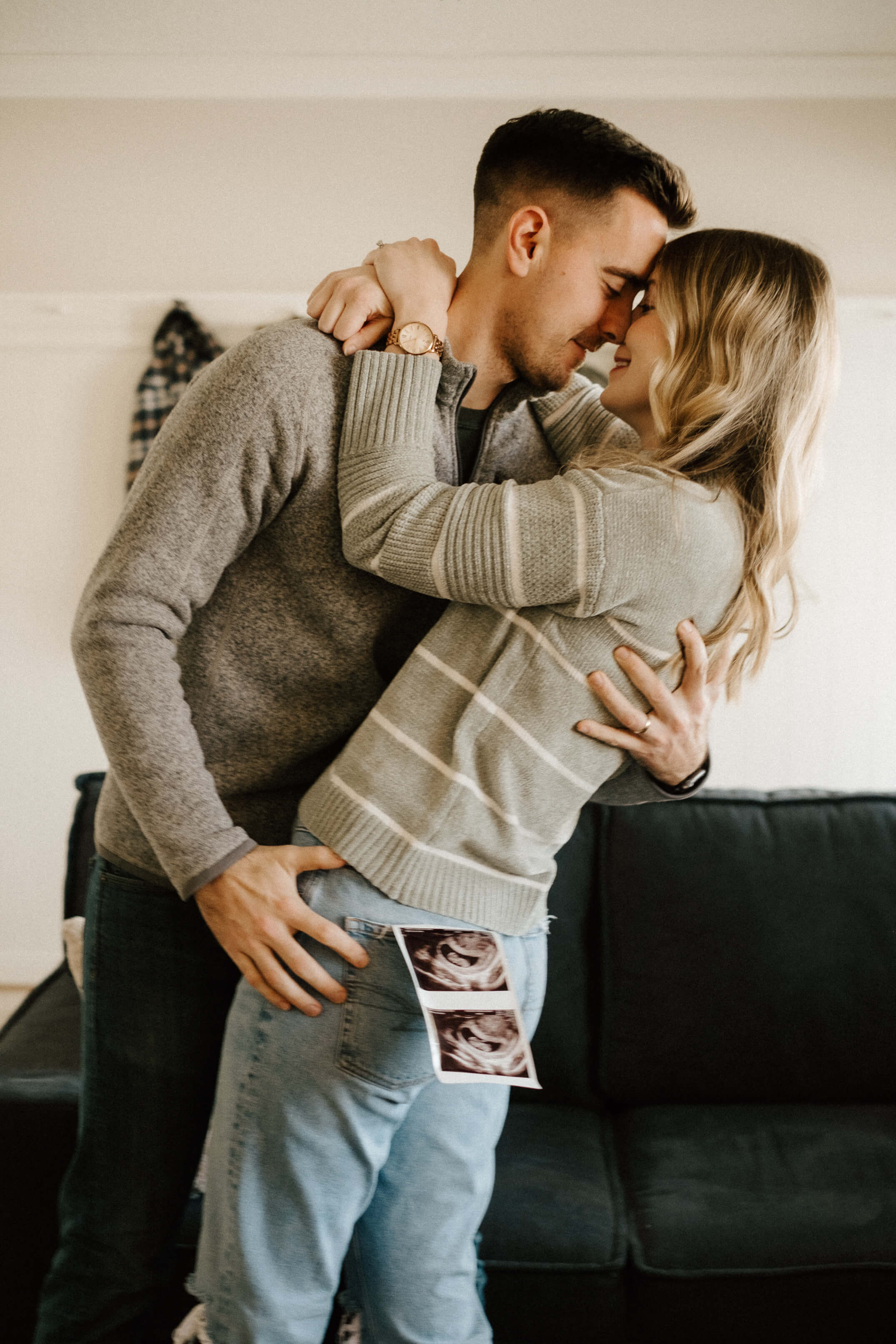 Intimate Home Pregnancy announcement