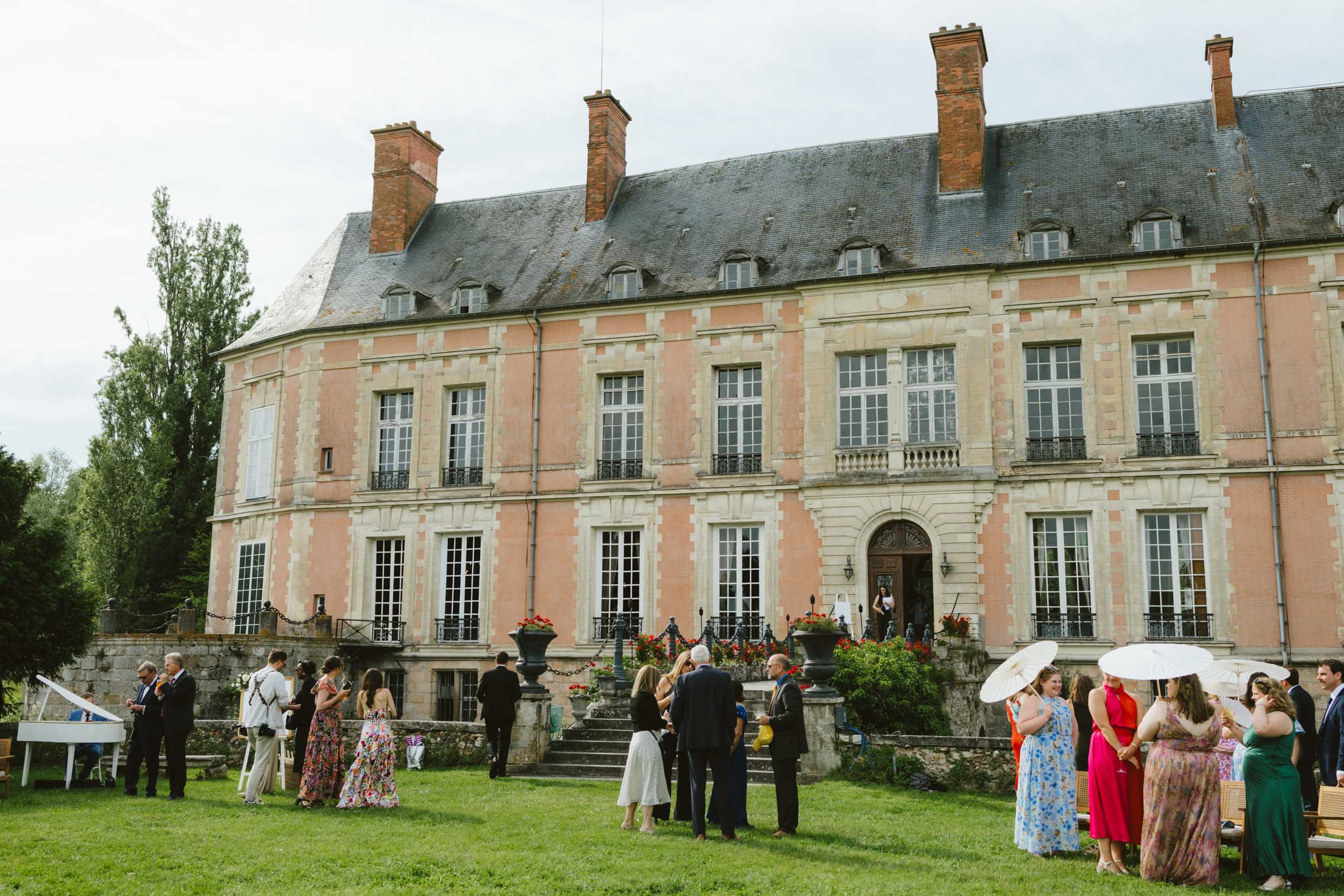 A wedding reception at the Château de Lésigny in France.